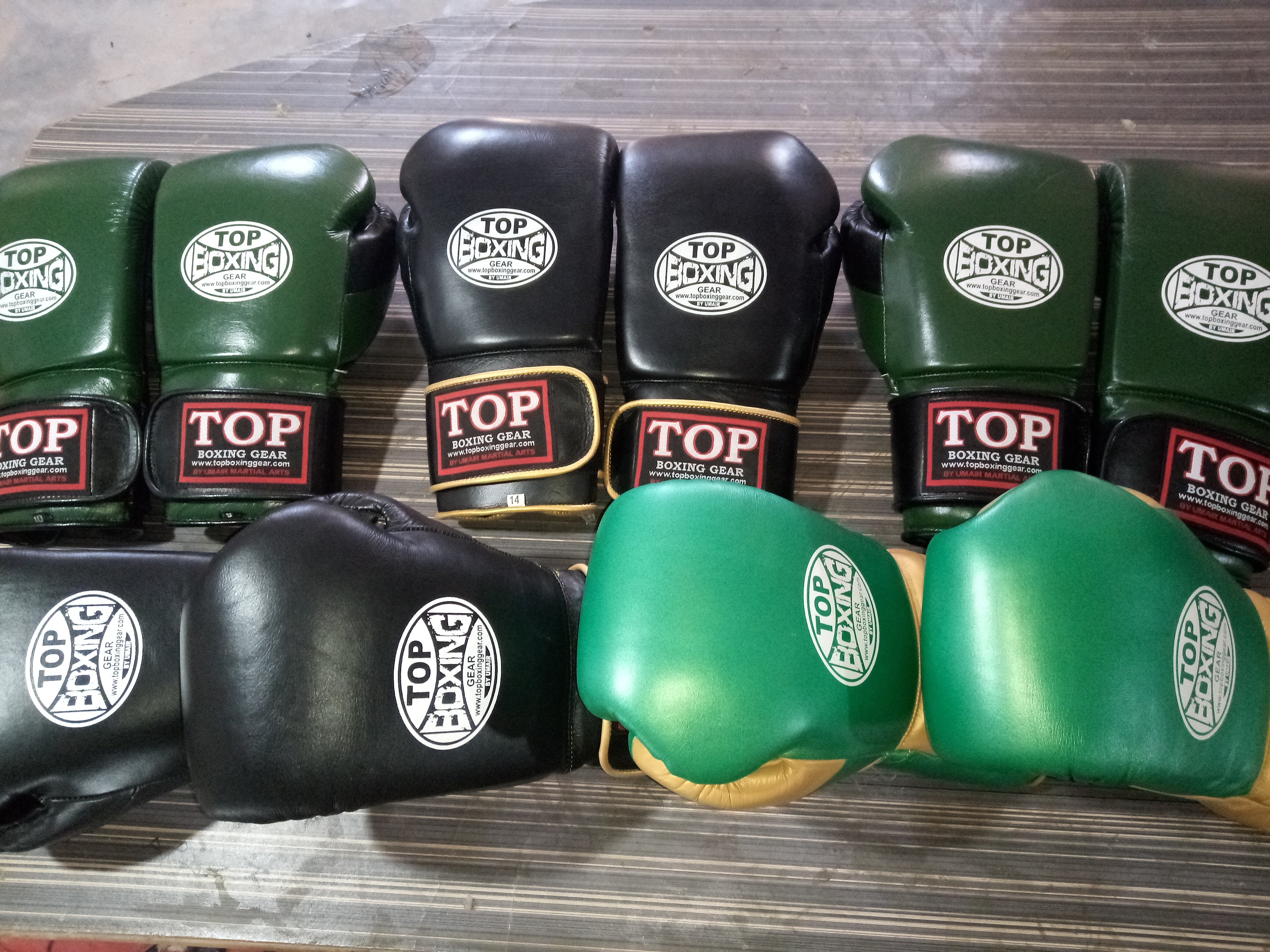 PRO FIGHT BOXING GLOVES-LEATHER